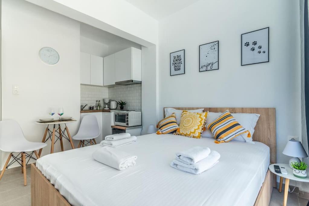 New In The Heart Of Center Appartement Héraklion