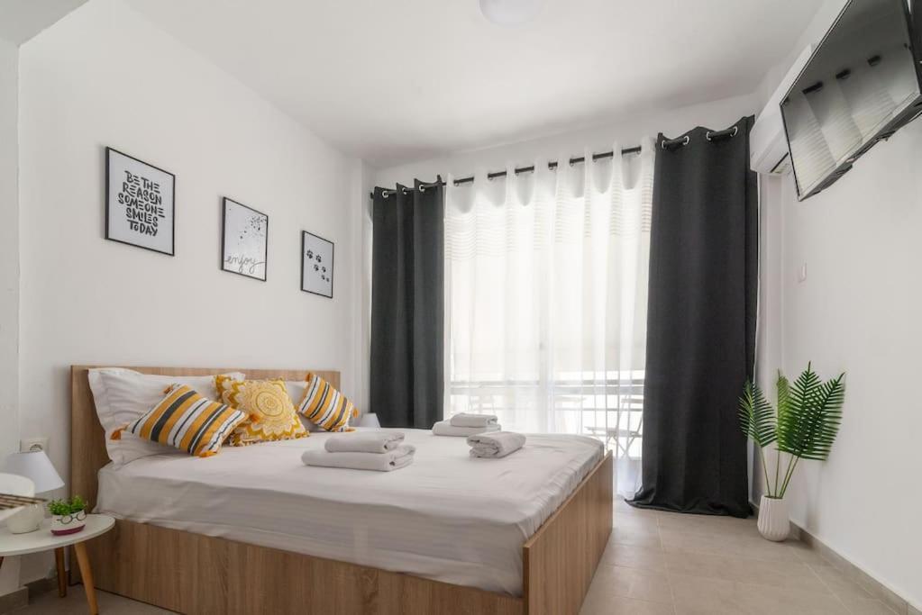 Apartment New In The Heart Of Center Iraklio
