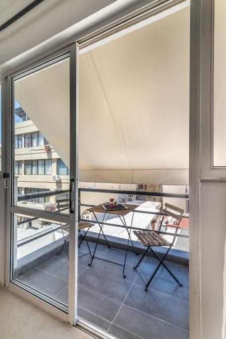 New In The Heart Of Center Iraklio